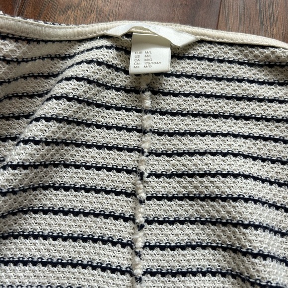 H & M Stripped Beach Cover-up - Picture 9 of 11